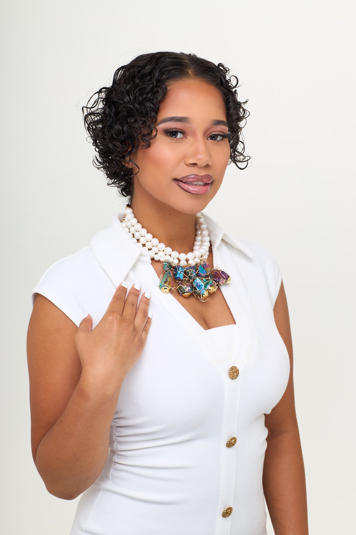 The Pearl & Wire-Wrapped Rainbow Quartz Collar