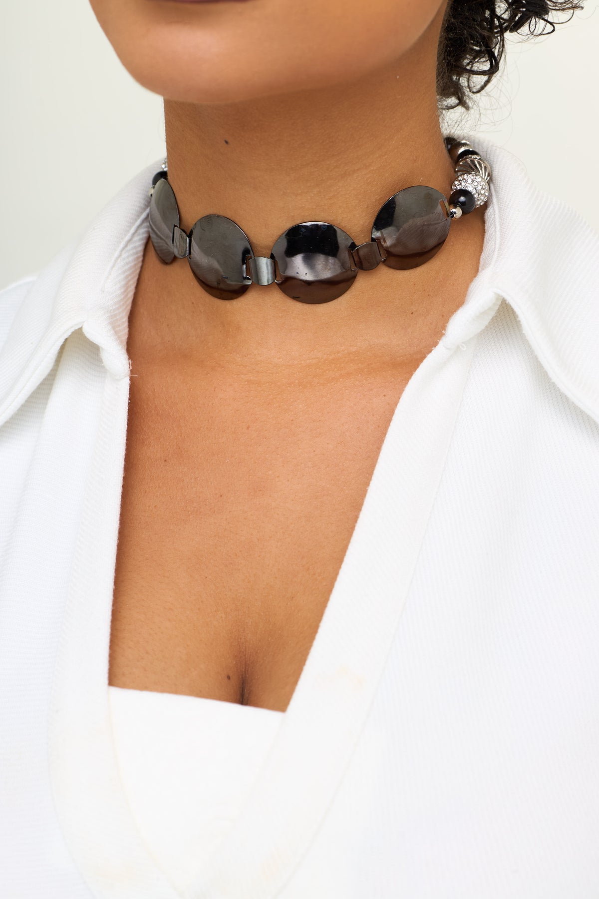 The Metallic Disc & Crystal Choker