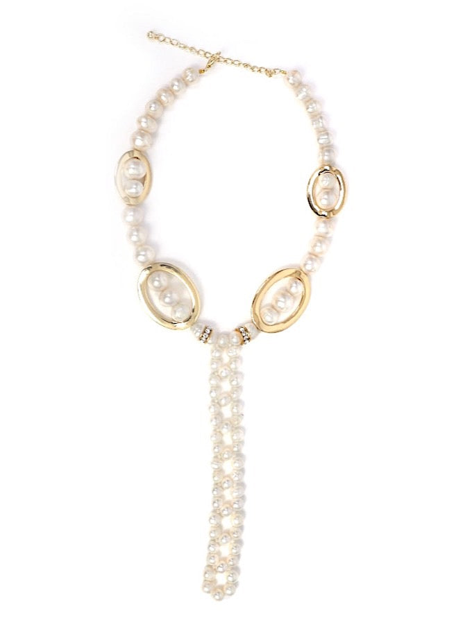 Hula Hoop Pearl Necklace