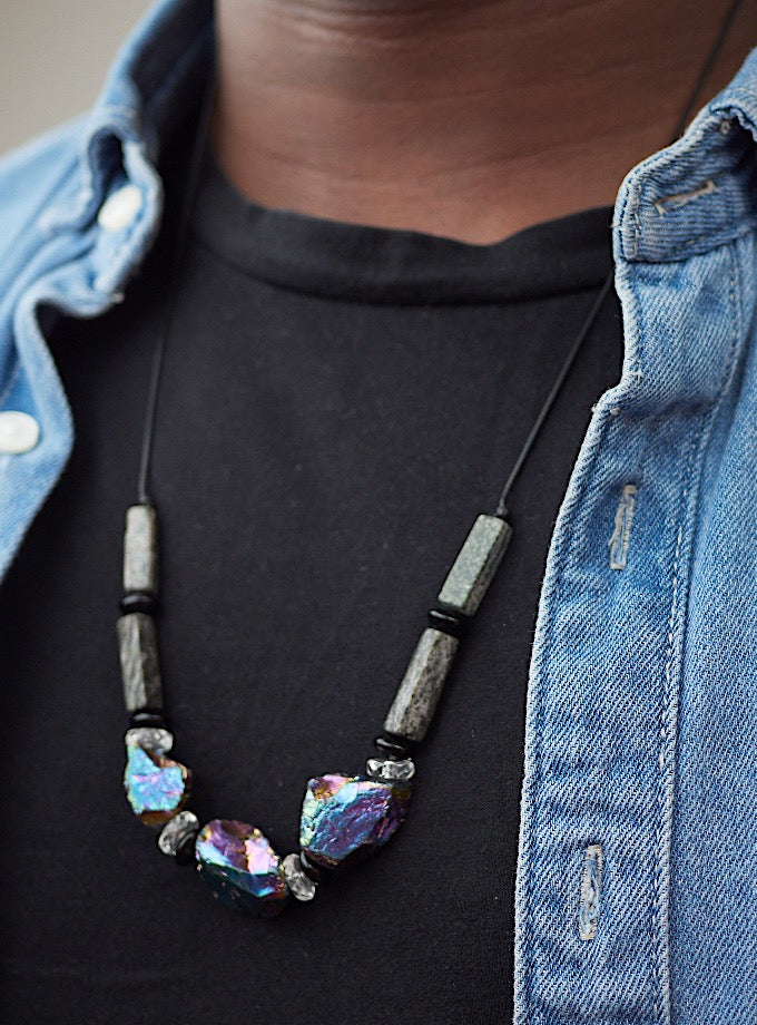 Ade Leather Stone Necklace