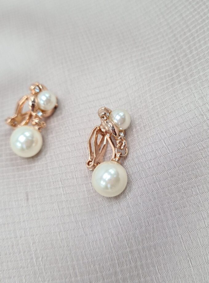 Rose Gold Pearl Earrings
